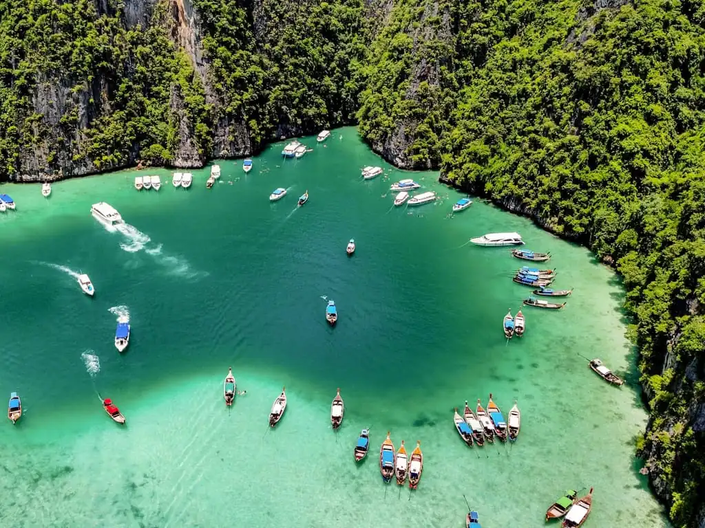 Phuket: Maya Bay, Phi Phi & Bamboo Island with Buffet Lunch — turquoise water and limestone cliffs of Maya Bay, Phi Phi (photo 1)